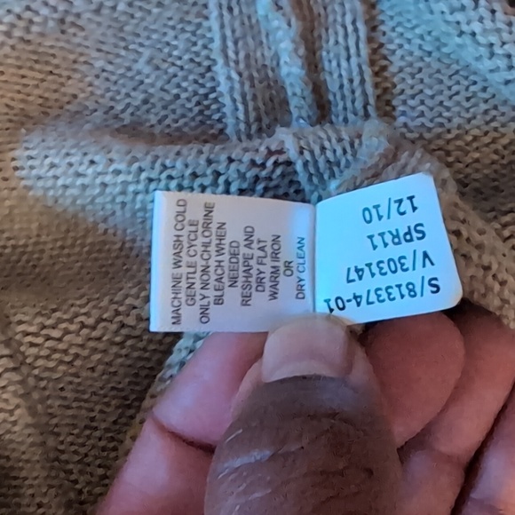 Banana Republic| Taupe Tan Sleeveless Sweater Button up Tank Top Vest - Picture 13 of 14